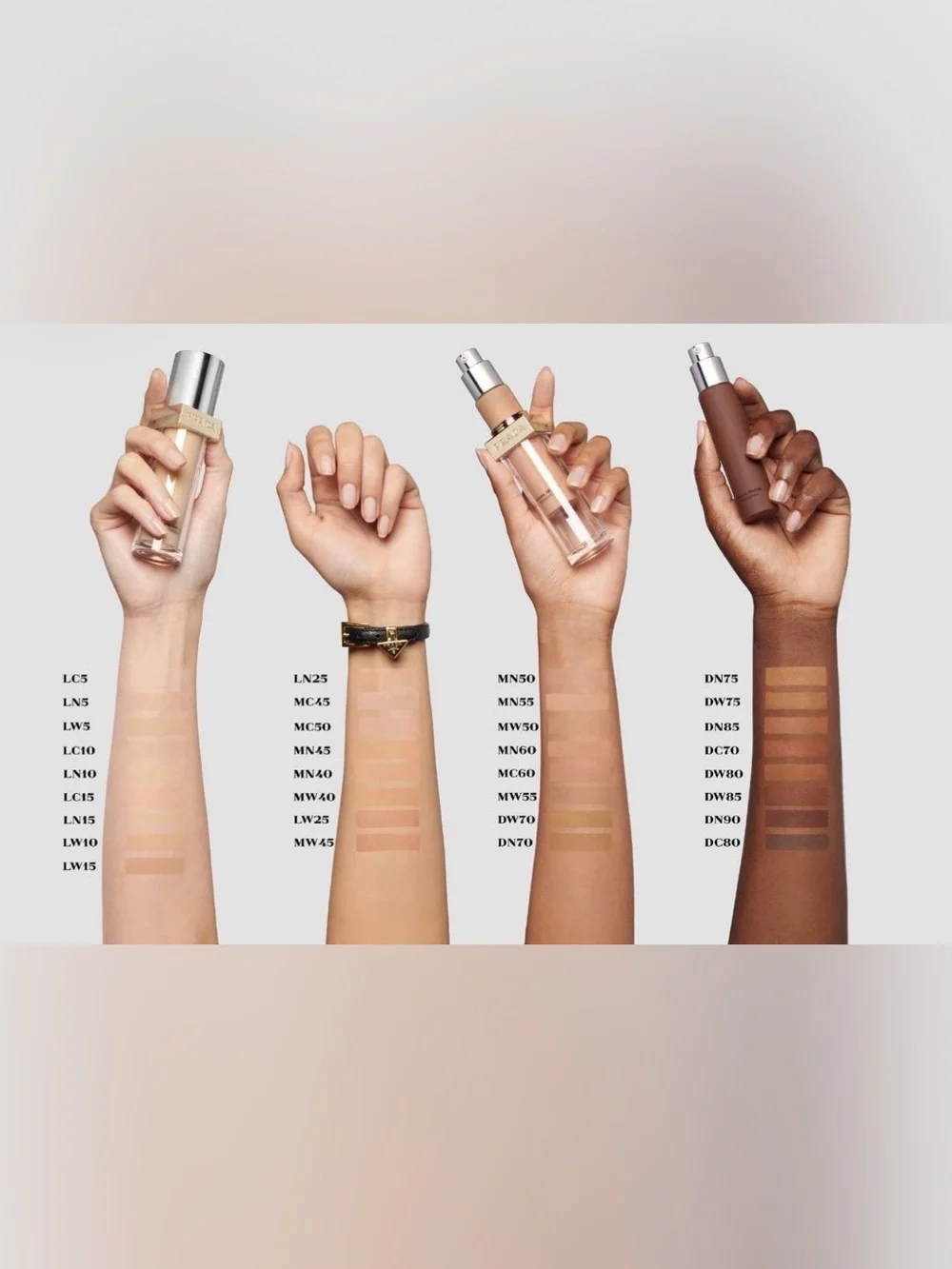 Prada Reveal Foundation (MN55)